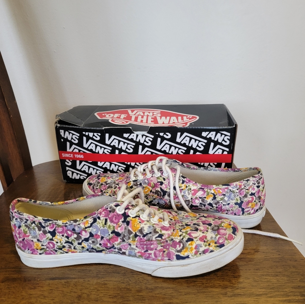 Vans womens low pro